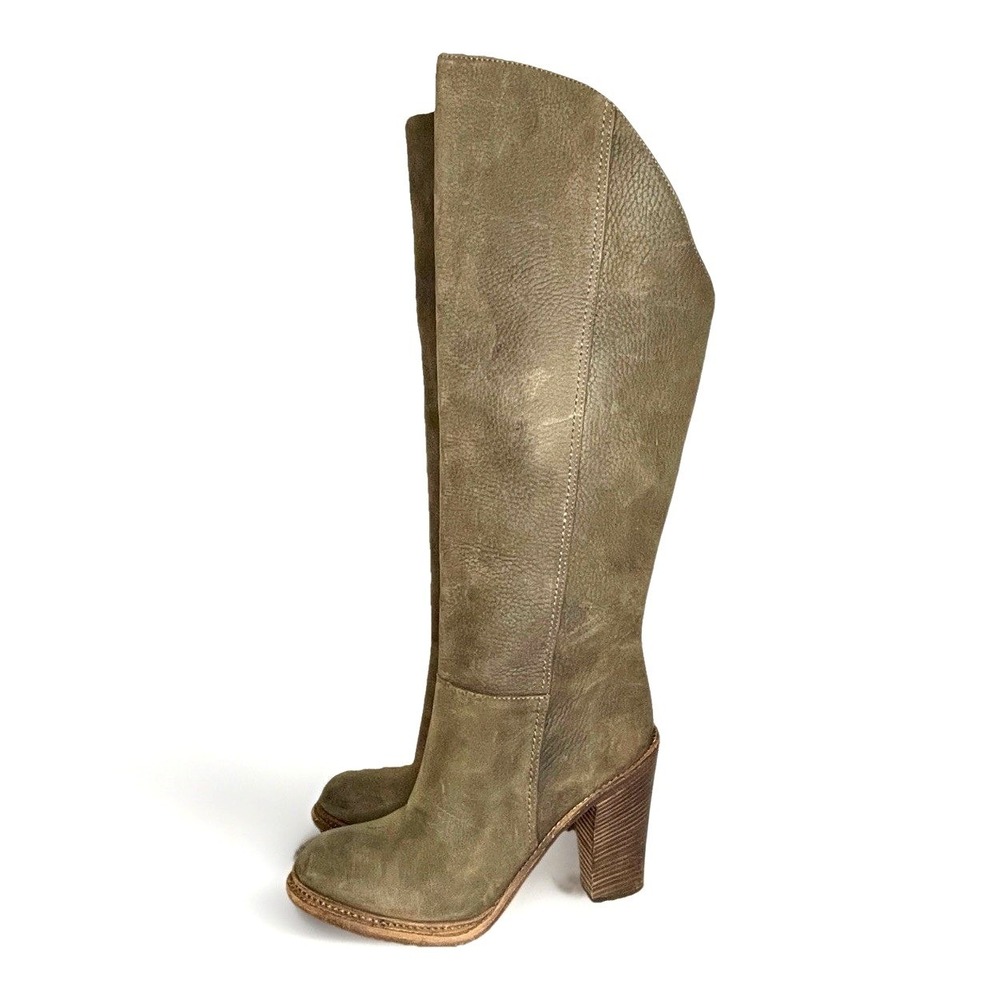 knee-high leather boots Taupe Brown Vera Wang "Kai" High Heeled Pebbled Pirate